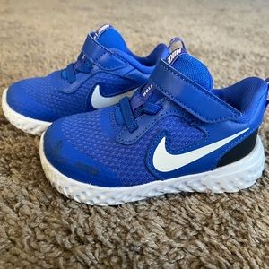 Nike shoes